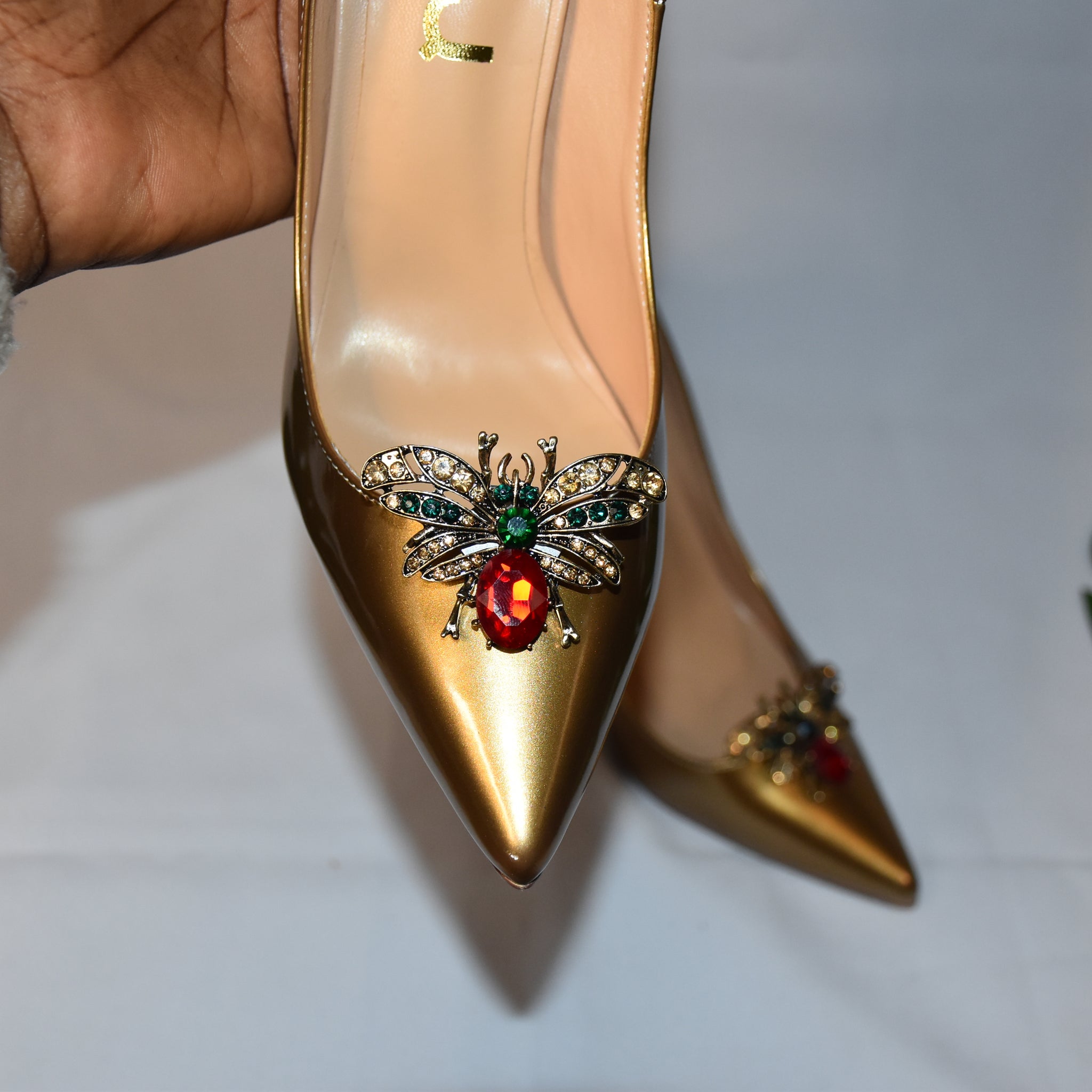 Bee Inspired Detachable Shoe Clip