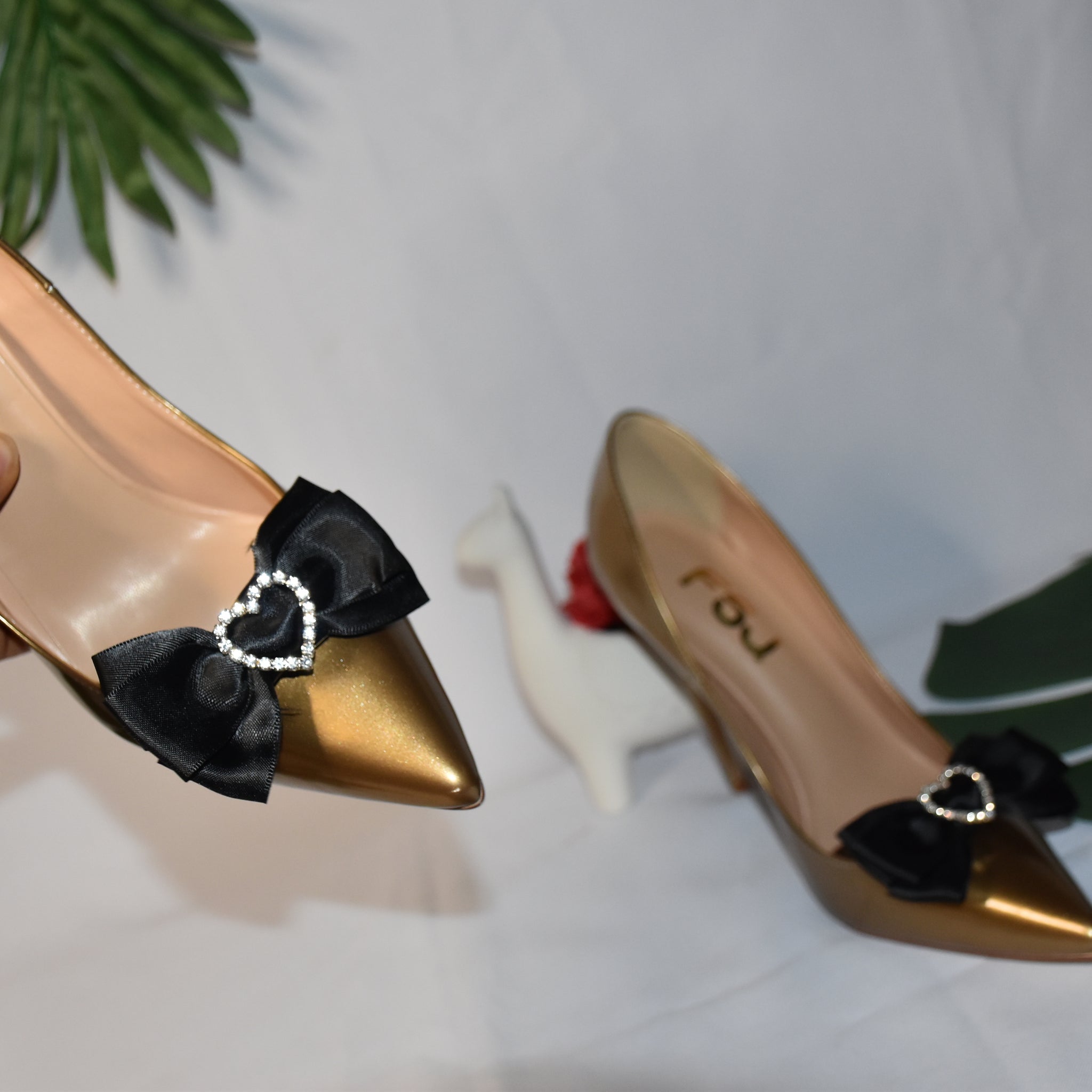 Bow with love detachable shoe clip
